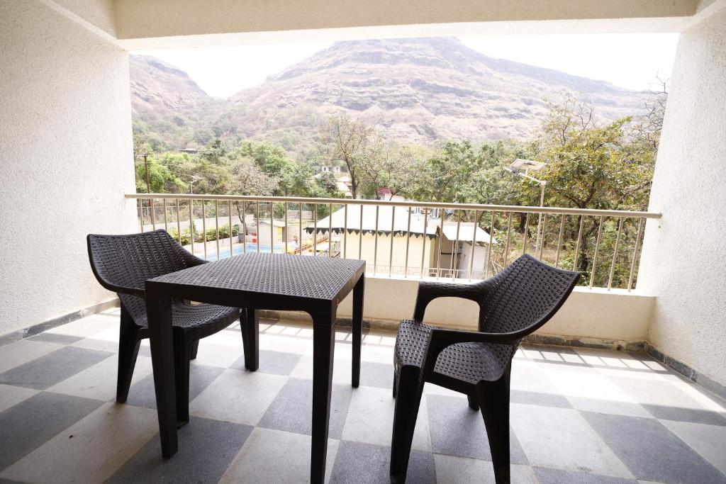Indradhanush Hill Resort photo