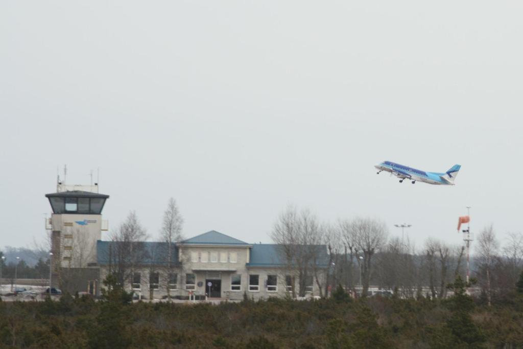 Kuressaare Airport Guest House photo