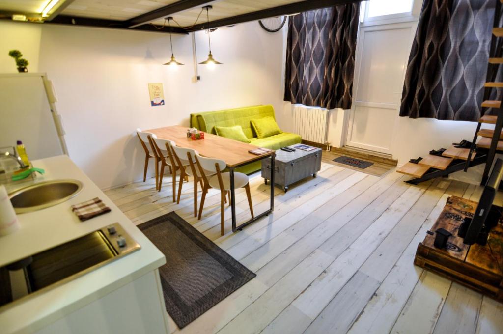 Altitude Loft photo