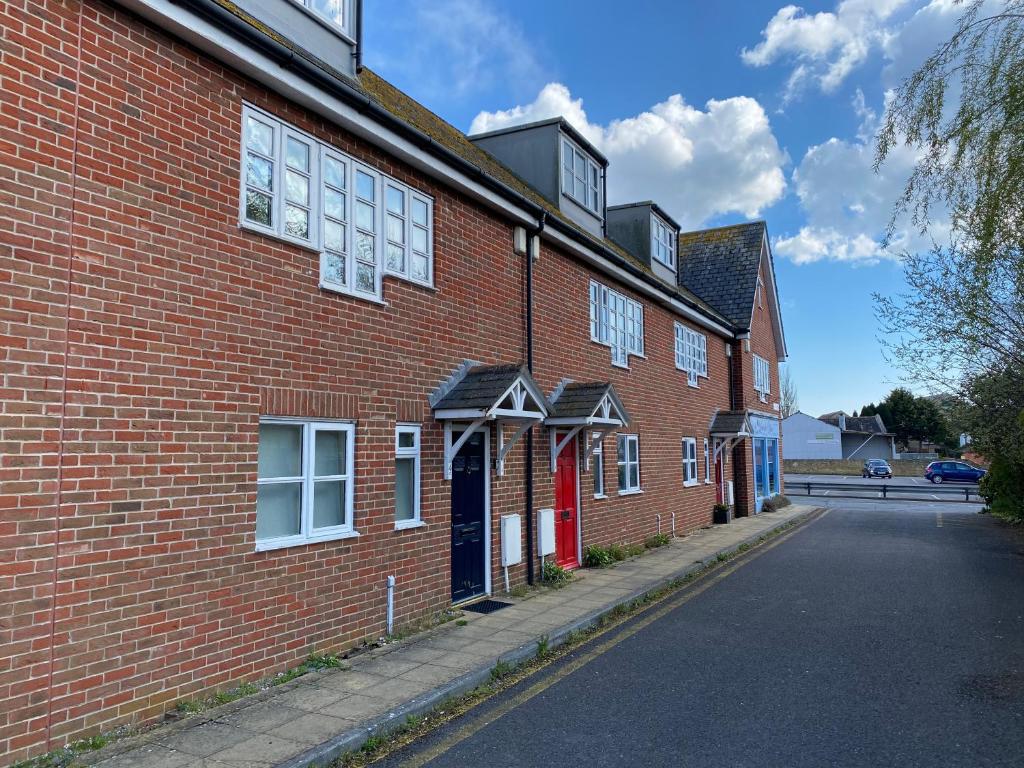 Relaxing townhouse in the heart of Bridport photo 6