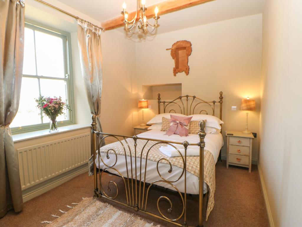 Low Shipley Cottage photo 2