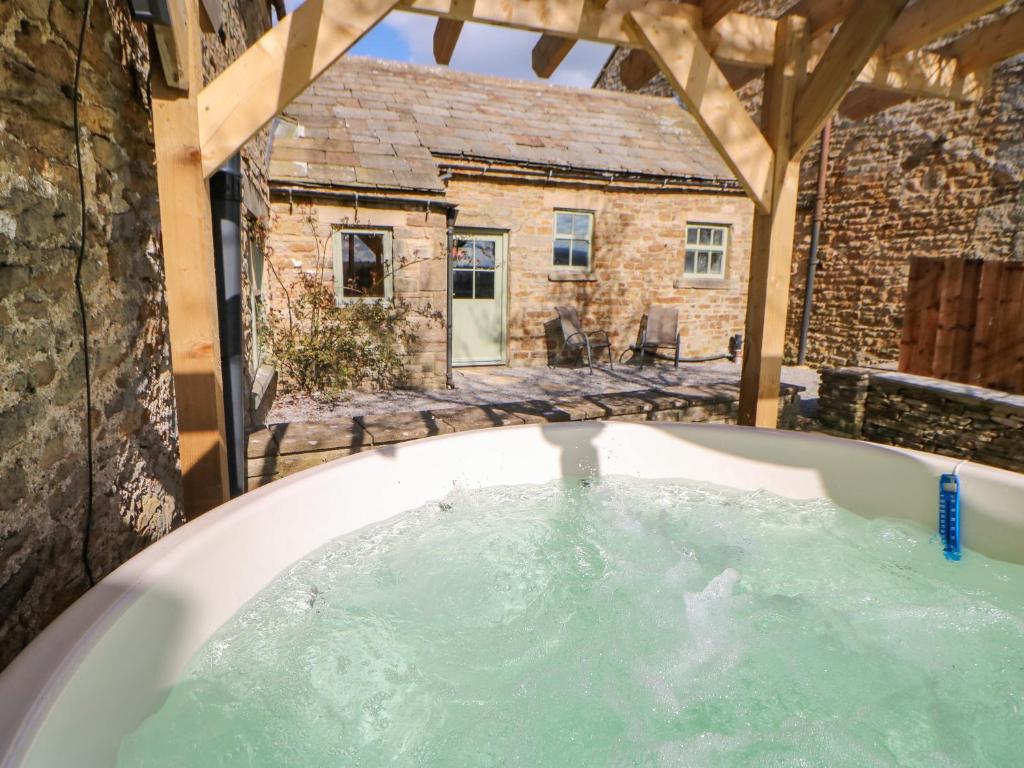 Low Shipley Cottage photo 3