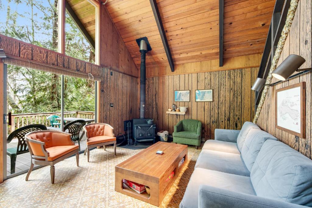 Hartstene Pointe Haven, Shelton