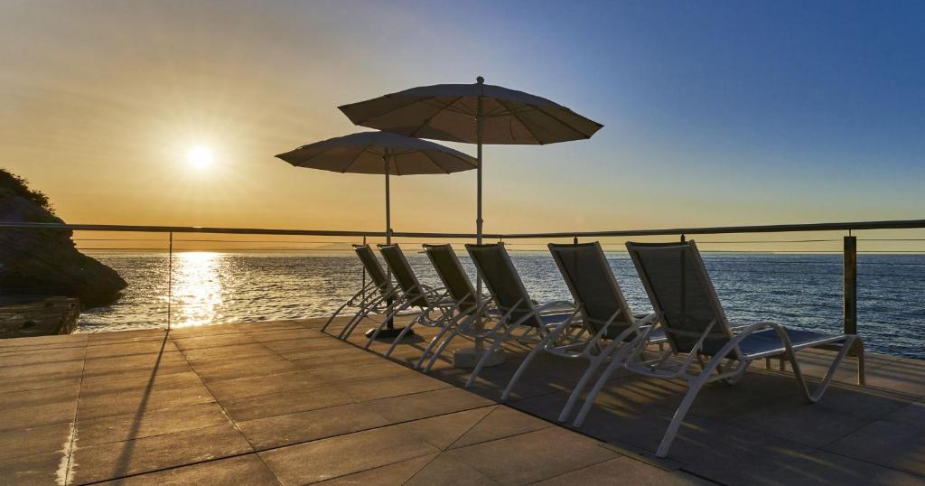 Globales Cala Viñas Adults Only 16+ — Beach in Cala Vinas, Balearic Islands