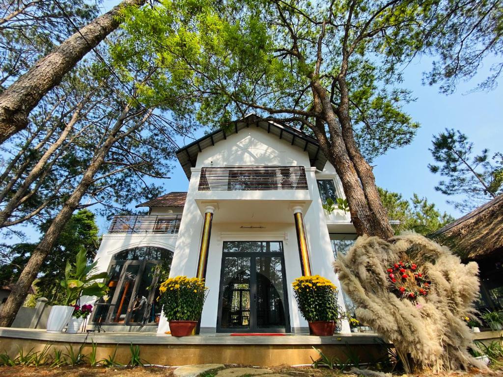 S'Nghe Homestay Mang Đen — Hotel in Kon Von Kle