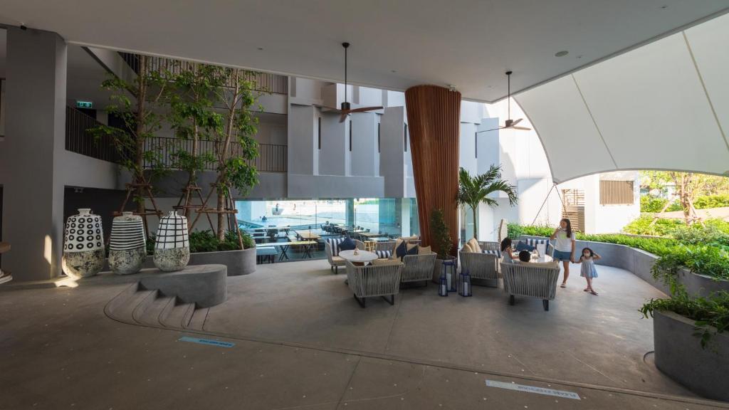 Hua Hin VERANDA BEACHFRONT Living photo