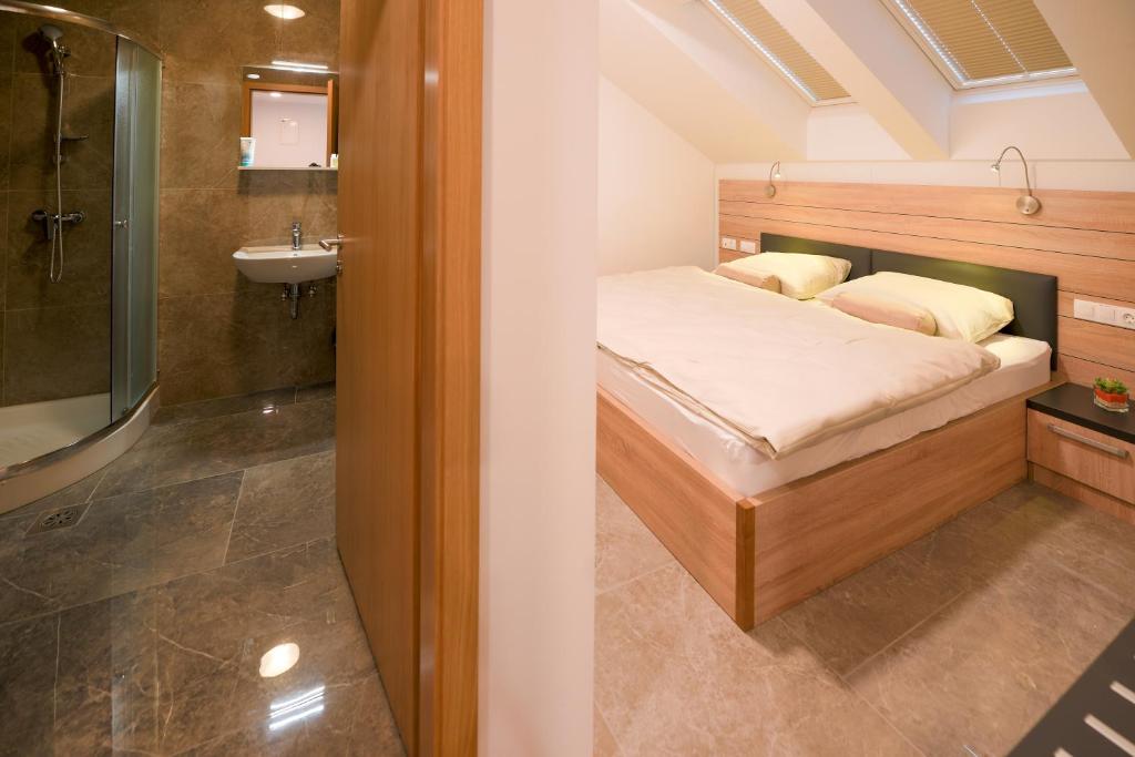 HOTEL BARON photo