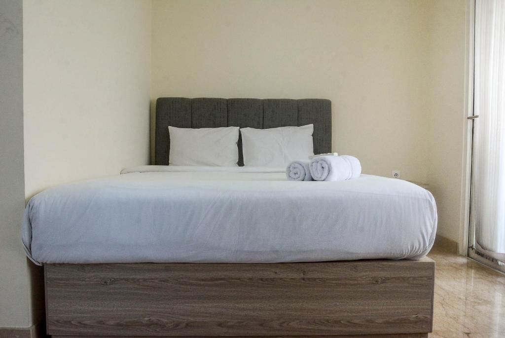 Great Location Studio at Menteng Park Apartment By Travelio, Jakarta