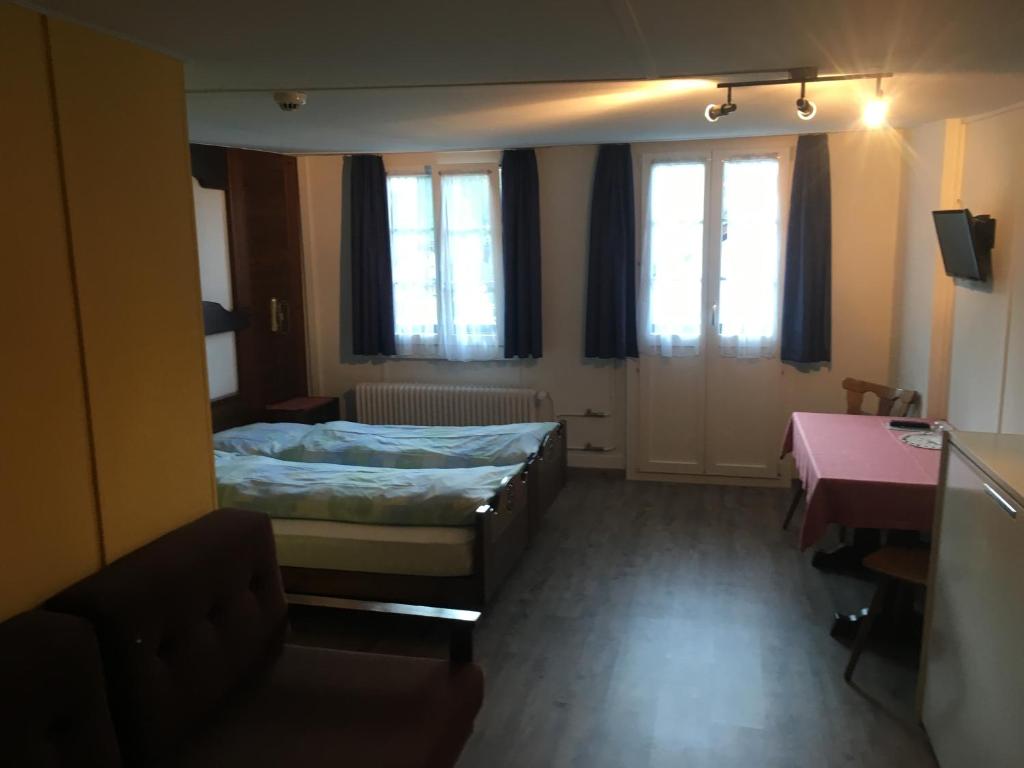 Hotel Lowen photo