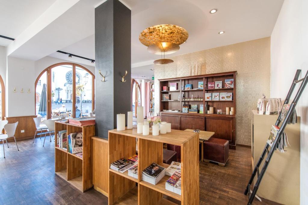 Altstadt Hotel & Cafe Koblenz photo