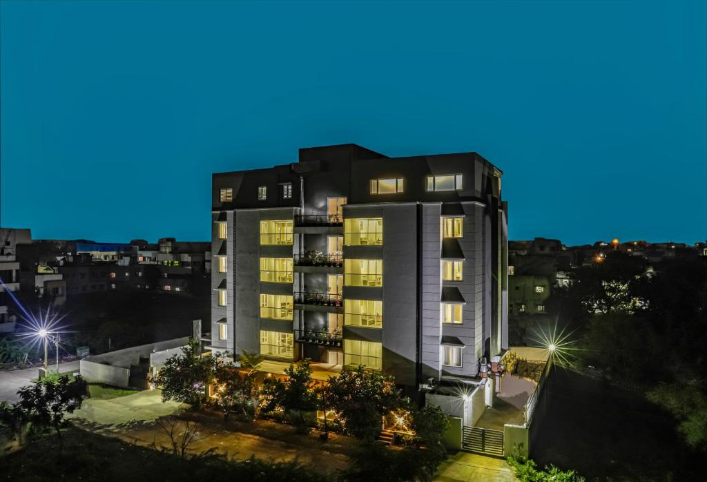 Floressa Randa, Porur