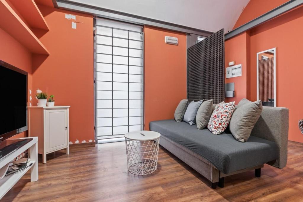 Contemporary flat with 1-Bedroom in Madrid
