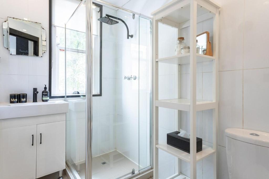 Boutique Studio Apartment at Potts Point photo