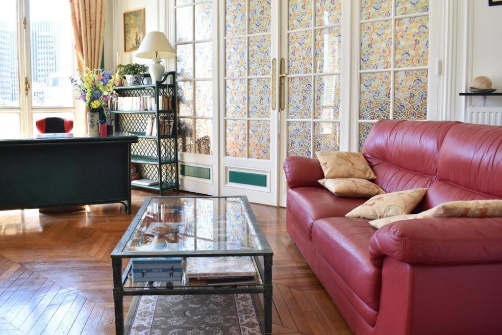 Charming 2 Bedroom Apartment with view of Paris Gare de Lyon - 1