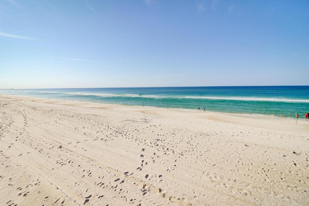Beachwalk Condominiums 6F photo