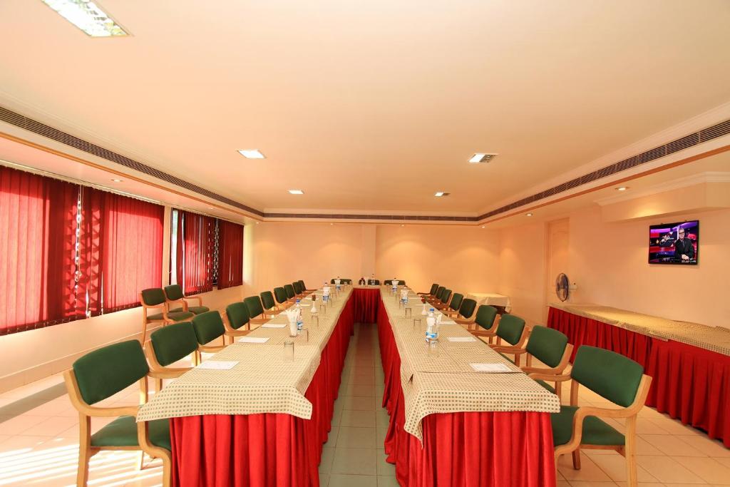 Royal Inn photo