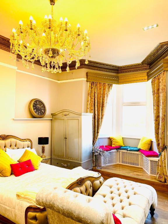 The Villa Mentone Hotel