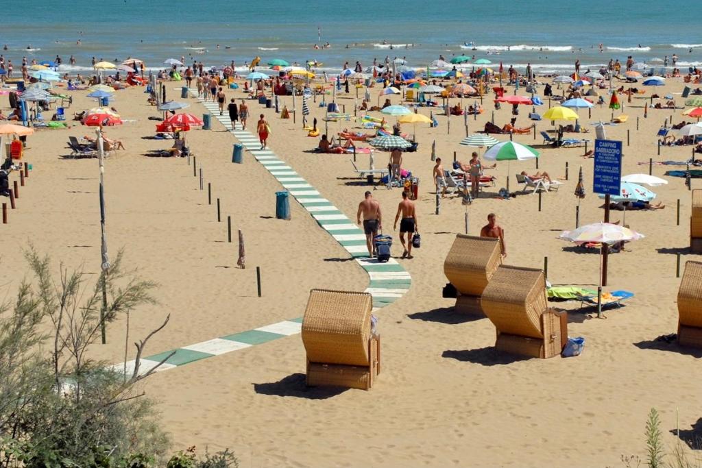 Olaszelmeny Beach Caravans Lignano Sabbiadoro - 3