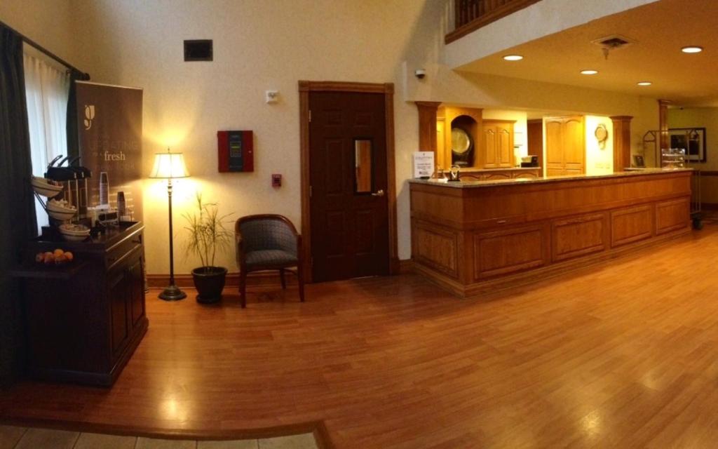 Country Inn & Suites by Radisson, Lincoln North Hotel and Conference Center, NE photo