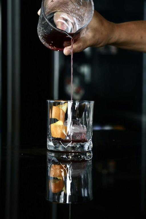 อาหารและเครื่องดื่ม