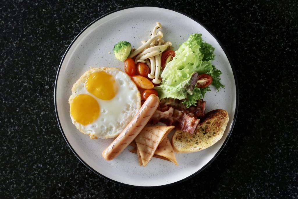 อาหารและเครื่องดื่ม