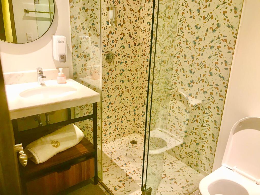 Singular Joy Vacation Rentals - 4