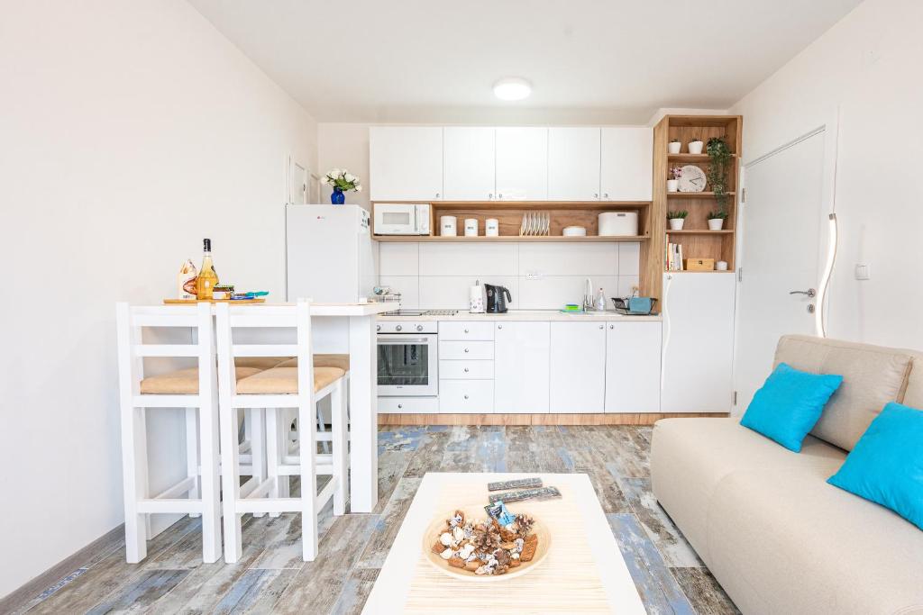 Apartman M Zlatni breg - 2