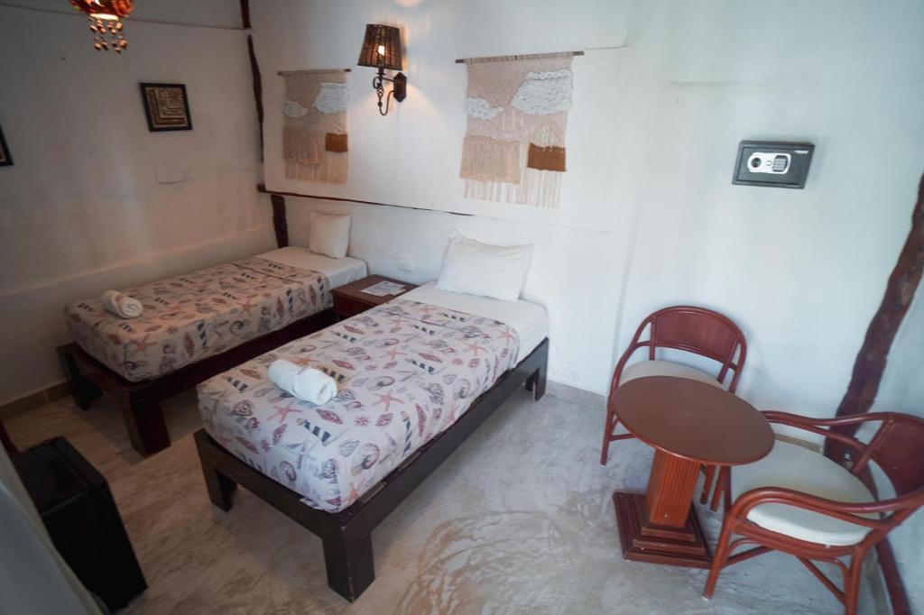 Golden Paradise Hostel photo