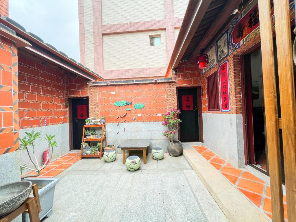 Xinqin B&B - City Area photo