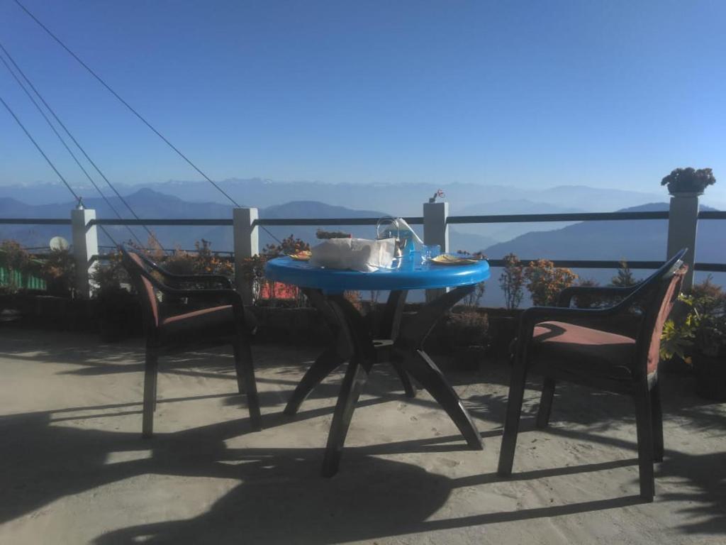Vamoose Himalayan Inn Homestay photo