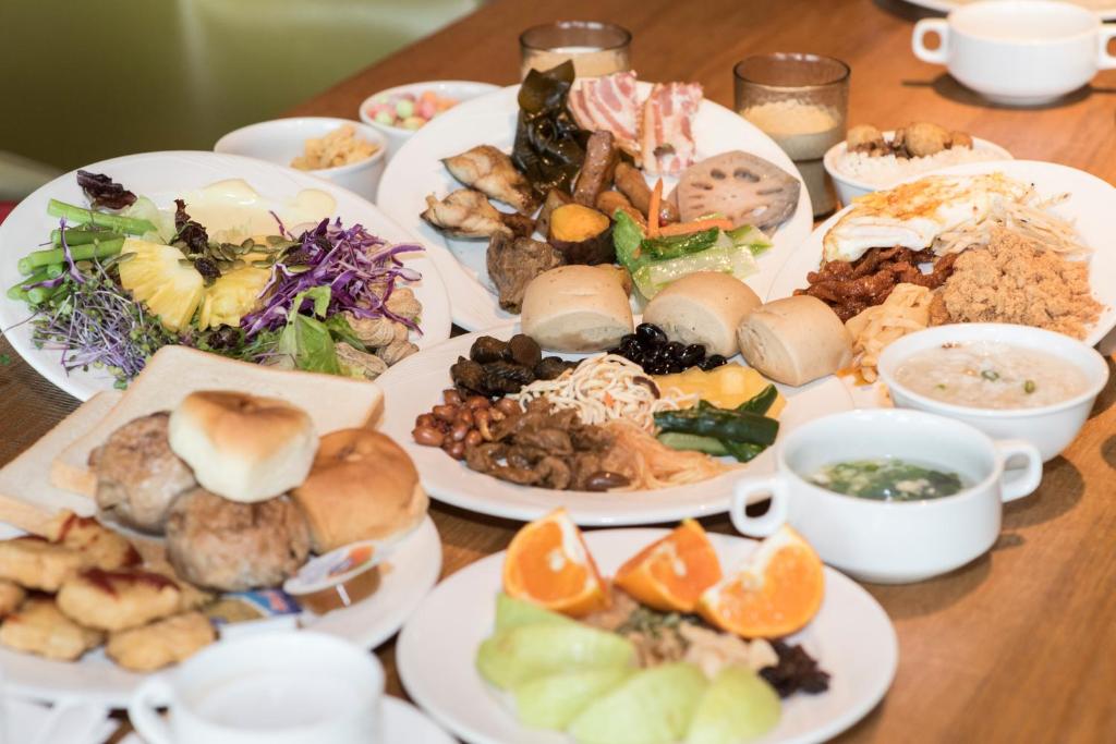 Mâncare şi băutură