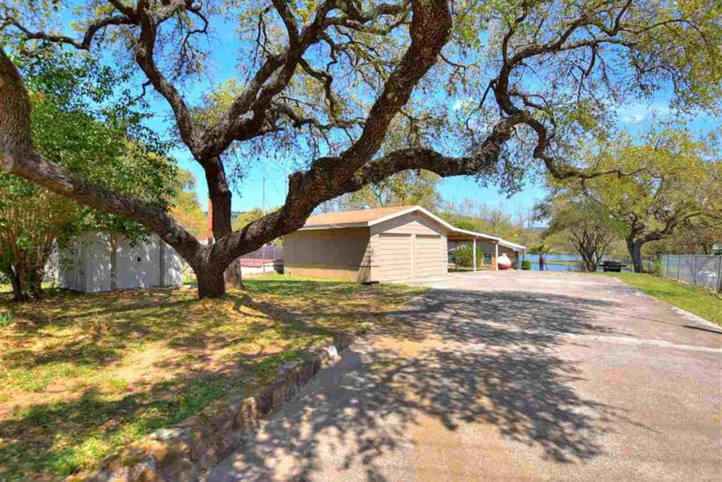 Lazy Days, Kingsland