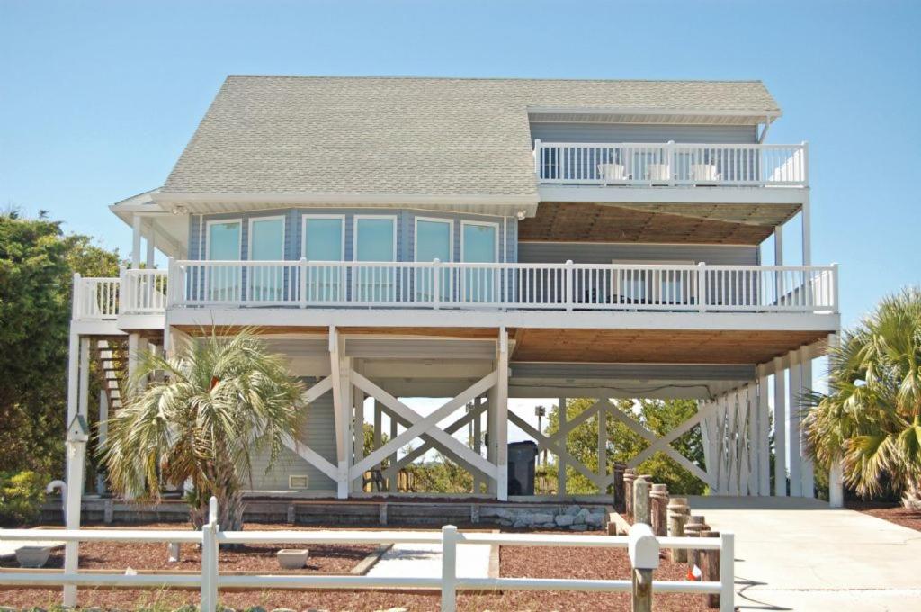 Blue S'kai, Holden Beach