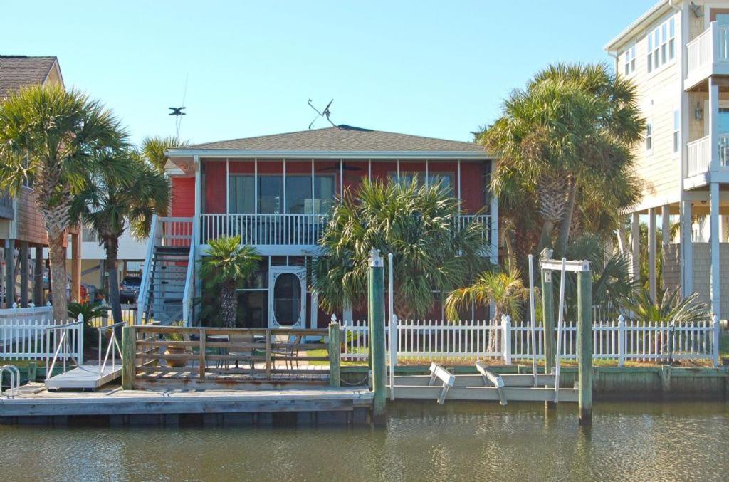 Dolphin Run, Holden Beach