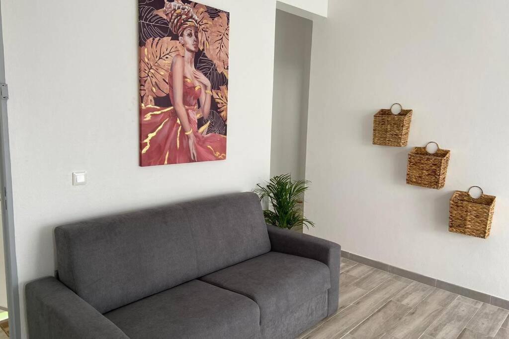 Ti Colibri, Sainte-Luce