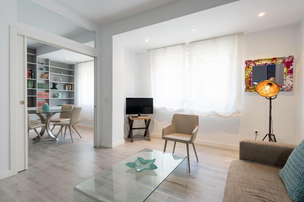 Soho Premium 3 bedrooms apartment - 2