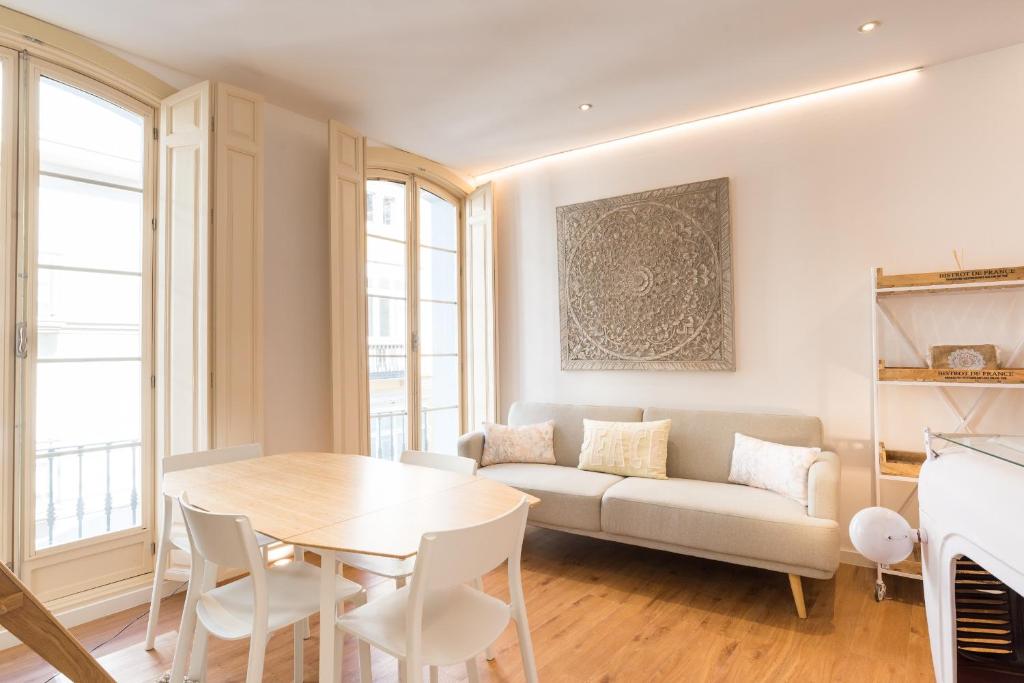 Urbe10 Plaza de la Constitucion 1 Bedroom Apartment - 3