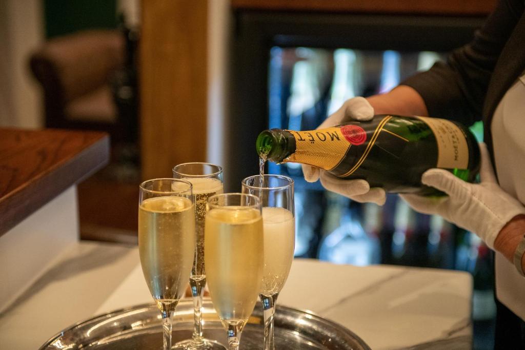 Eliza's Manor Boutique Hotel Photo 7