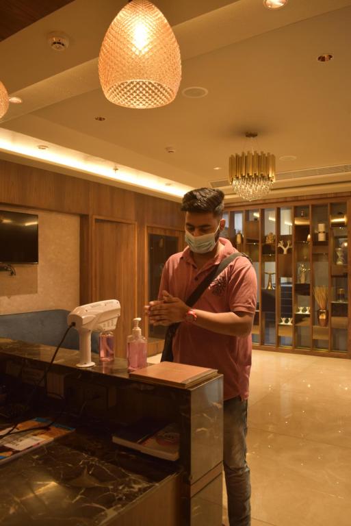 フロント・ロビー