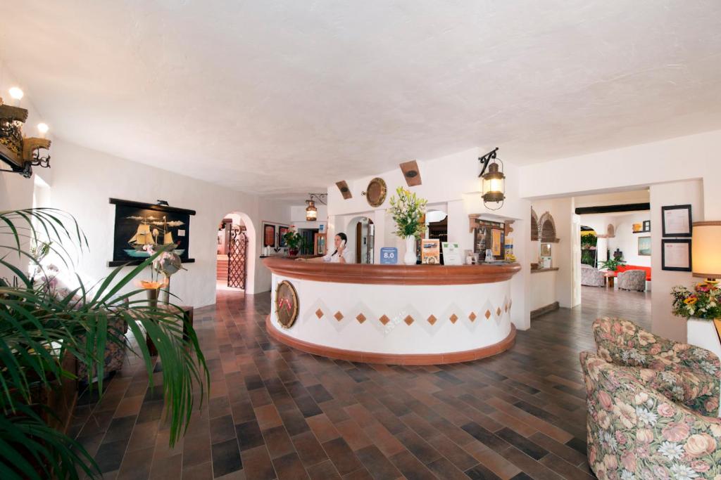Hotel E Residence Cala Di Mola photo