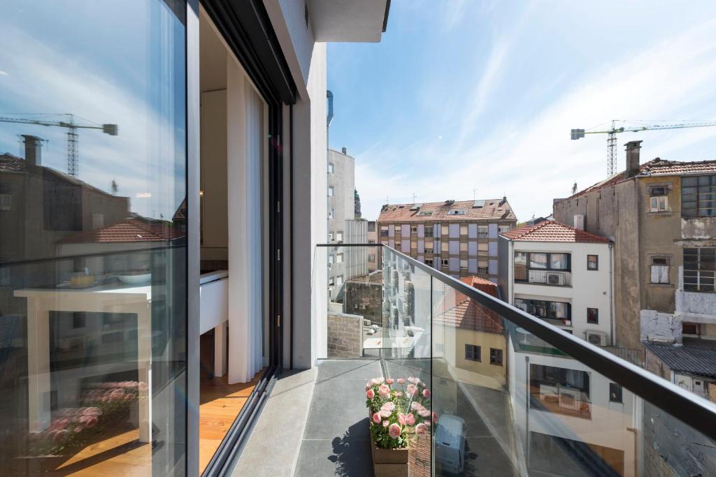 LovelyStay - Heart of D. Pedro Apartments IV photo