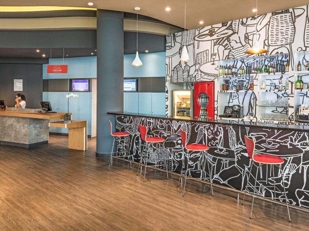 Bar/lounge