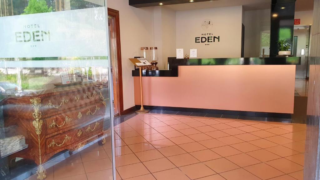 Hotel Eden photo