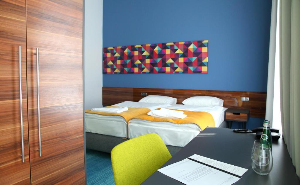 Quarto Duplo Econômico