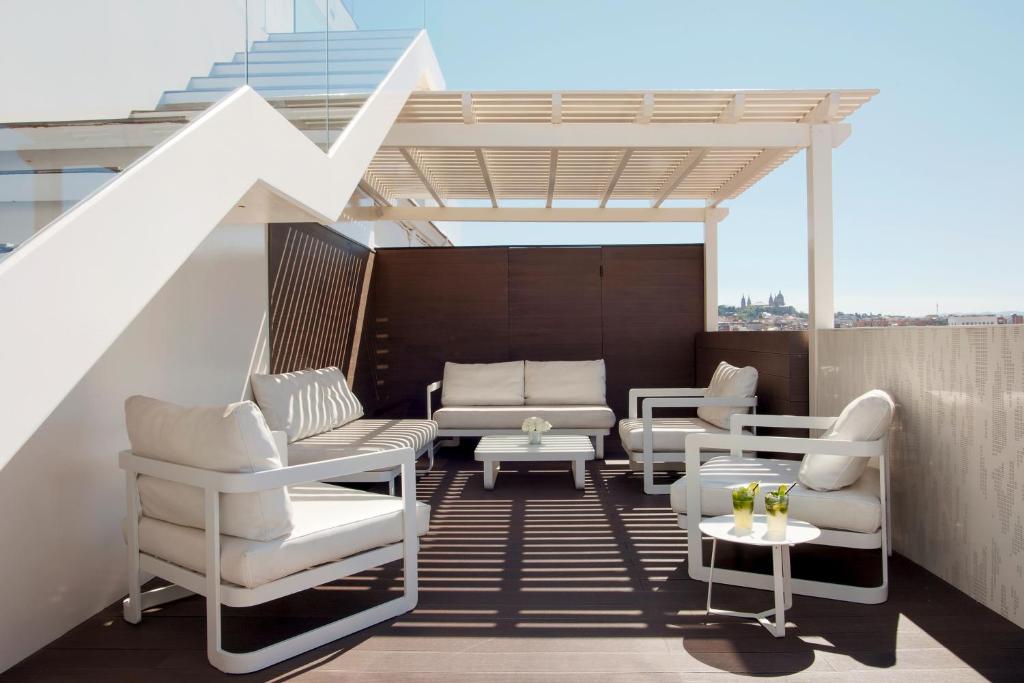 Gaudi Hotel — Restauracje i bary in Barcelona, Katalonia