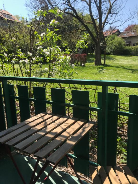 Geneva Bernex - shared appartement roomate homestay - tramway 14 TPG - ViaRhona photo