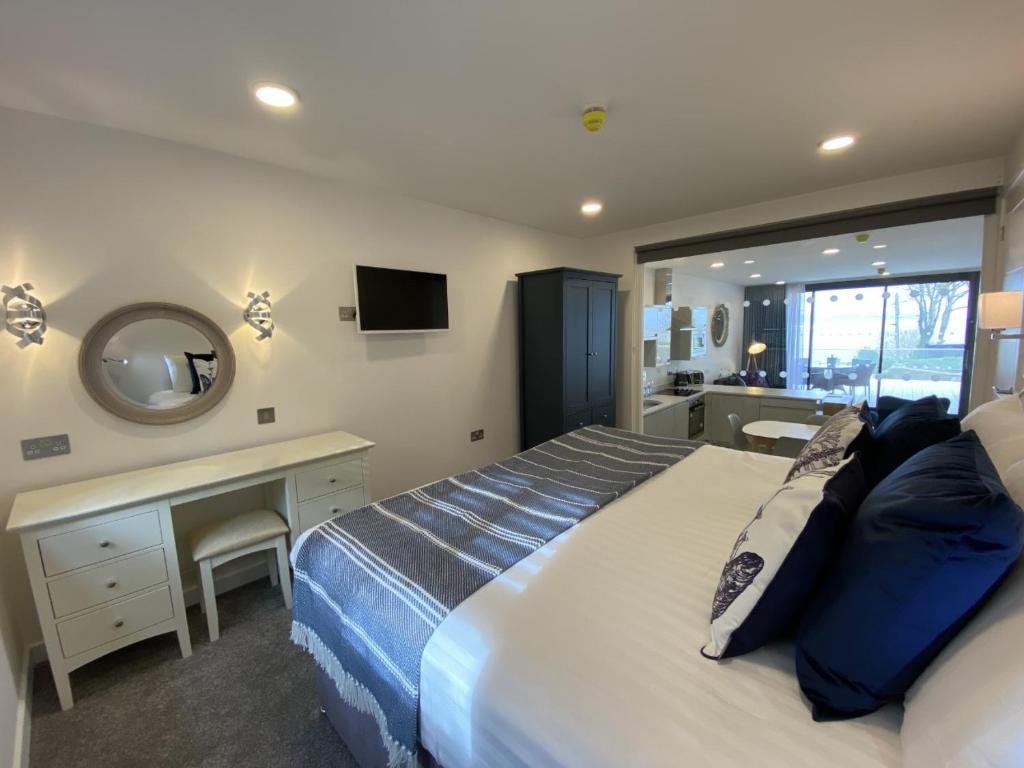 Berry Head Hotel - photo 2