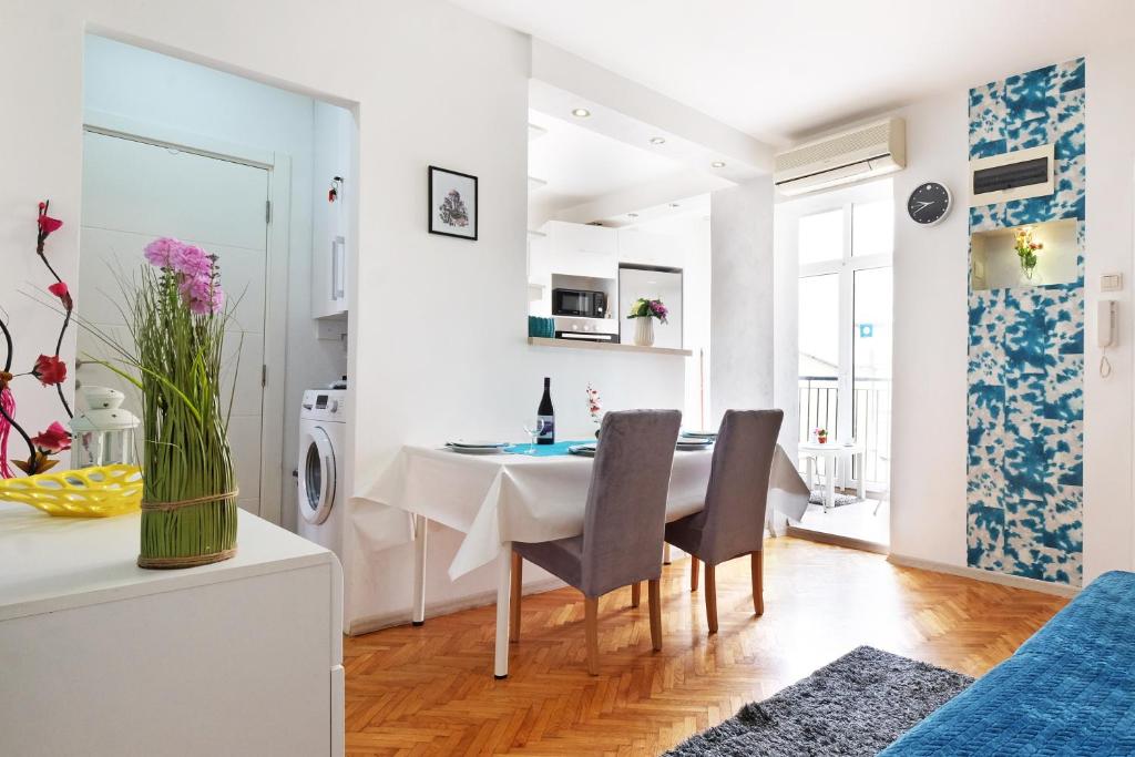 Apartment Paradise Fantasy - 1