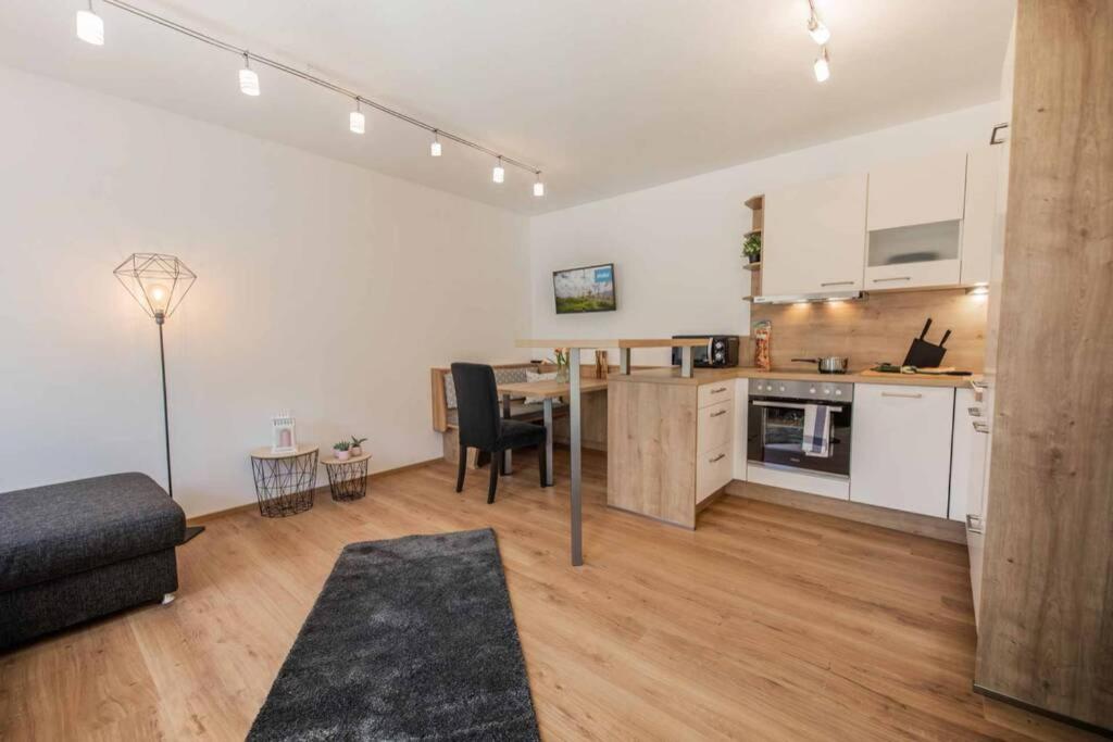 Ferienwohnung Alpenland - schönes, neues Apartment - 3