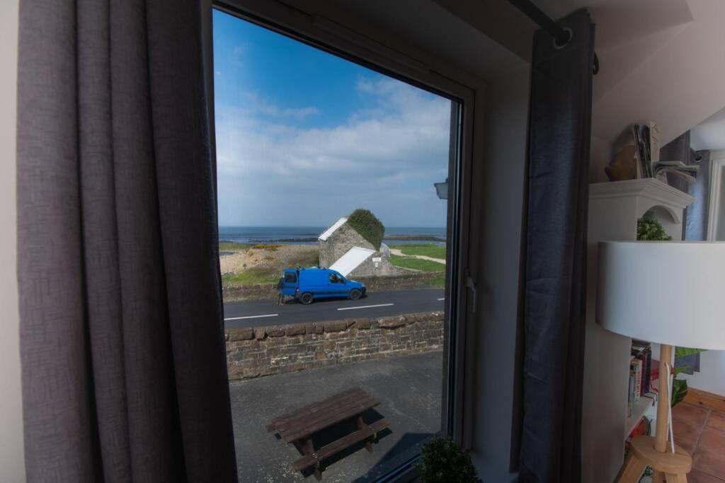 Fishermans Cottage Stunning Two Bedroom with Views close to town 전경